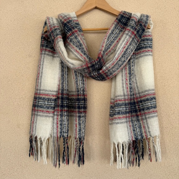 Free Press Nordstrom Reversible w/Fringe Plaid Scarf Cream/Navy/Red - Picture 3 of 6
